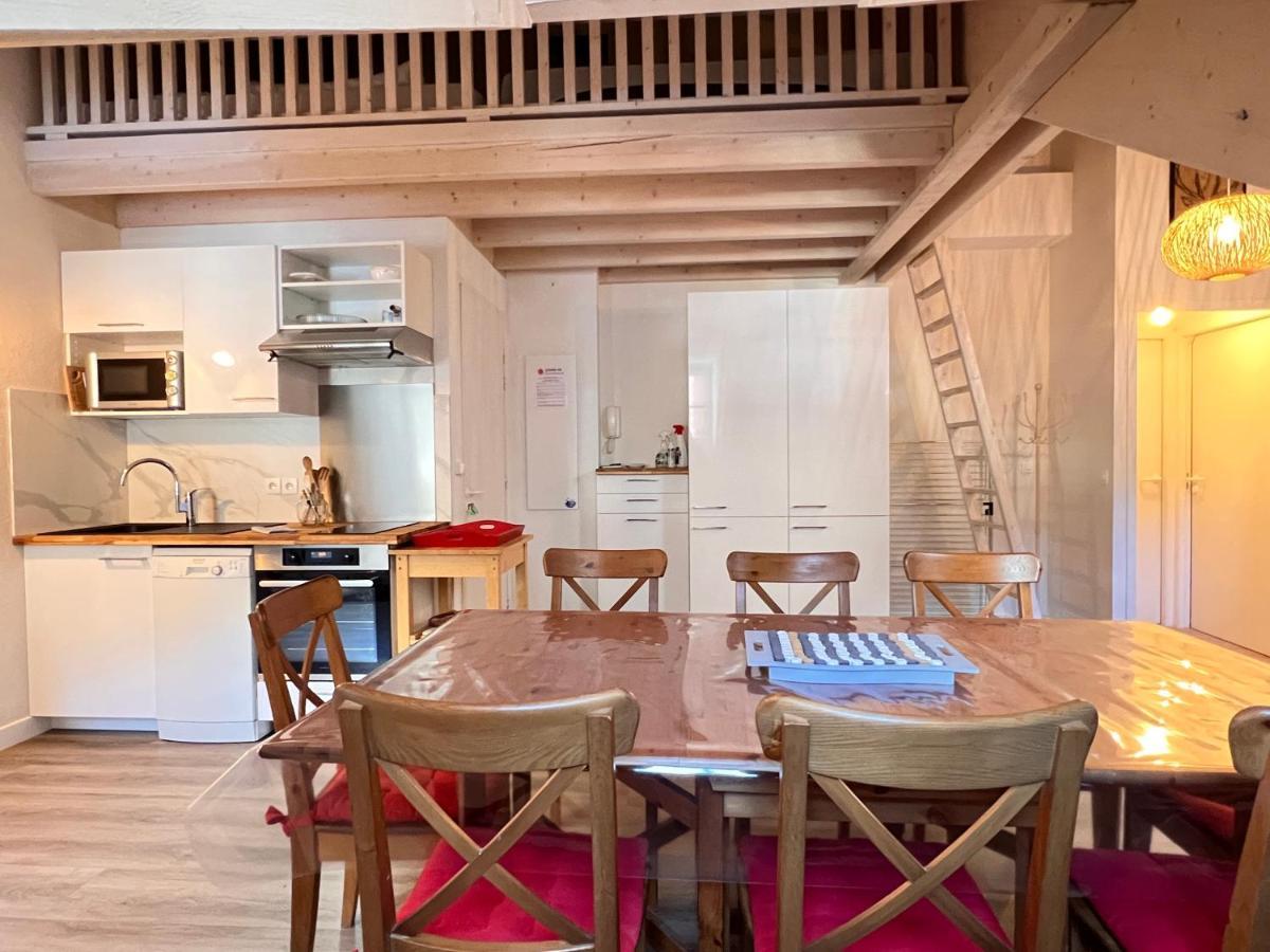 Place De La Mairie T2 Type Loft 70M2 Terrasse 35M2 Cauterets Eksteriør bilde